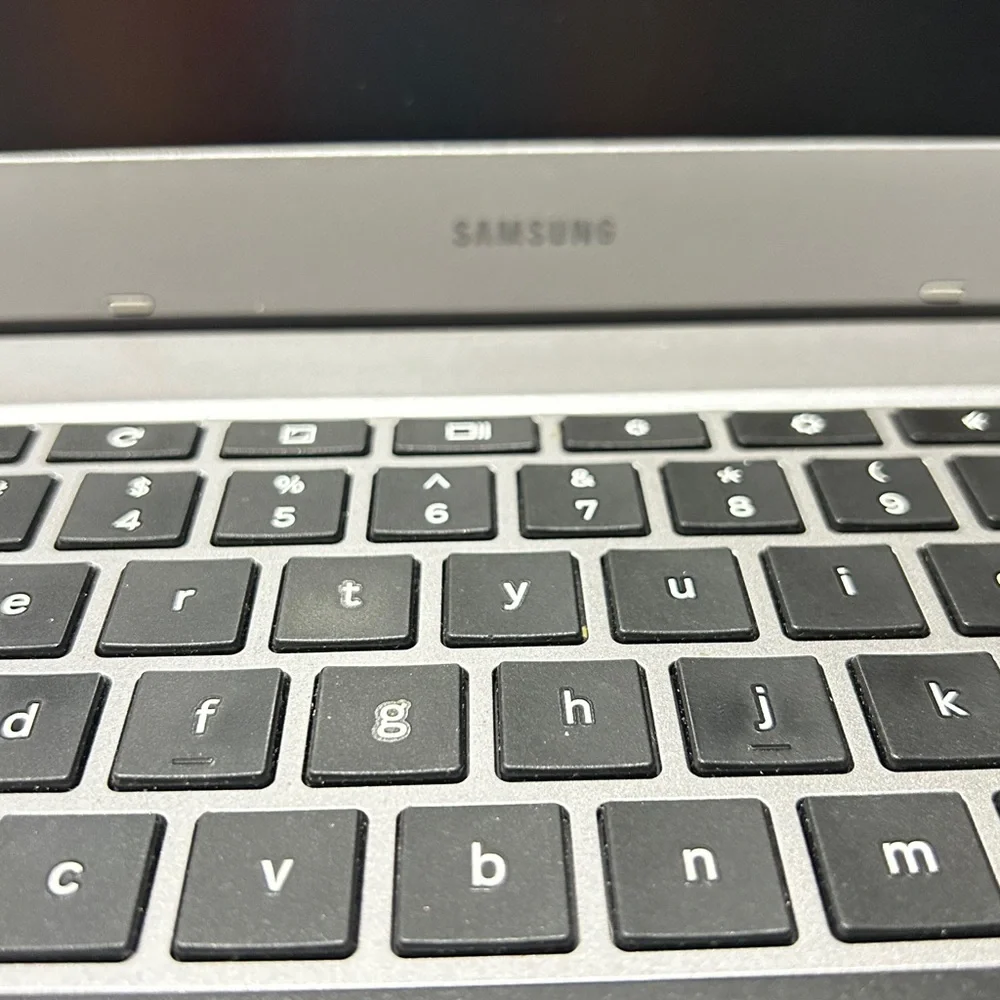 Samsung Silver Laptop